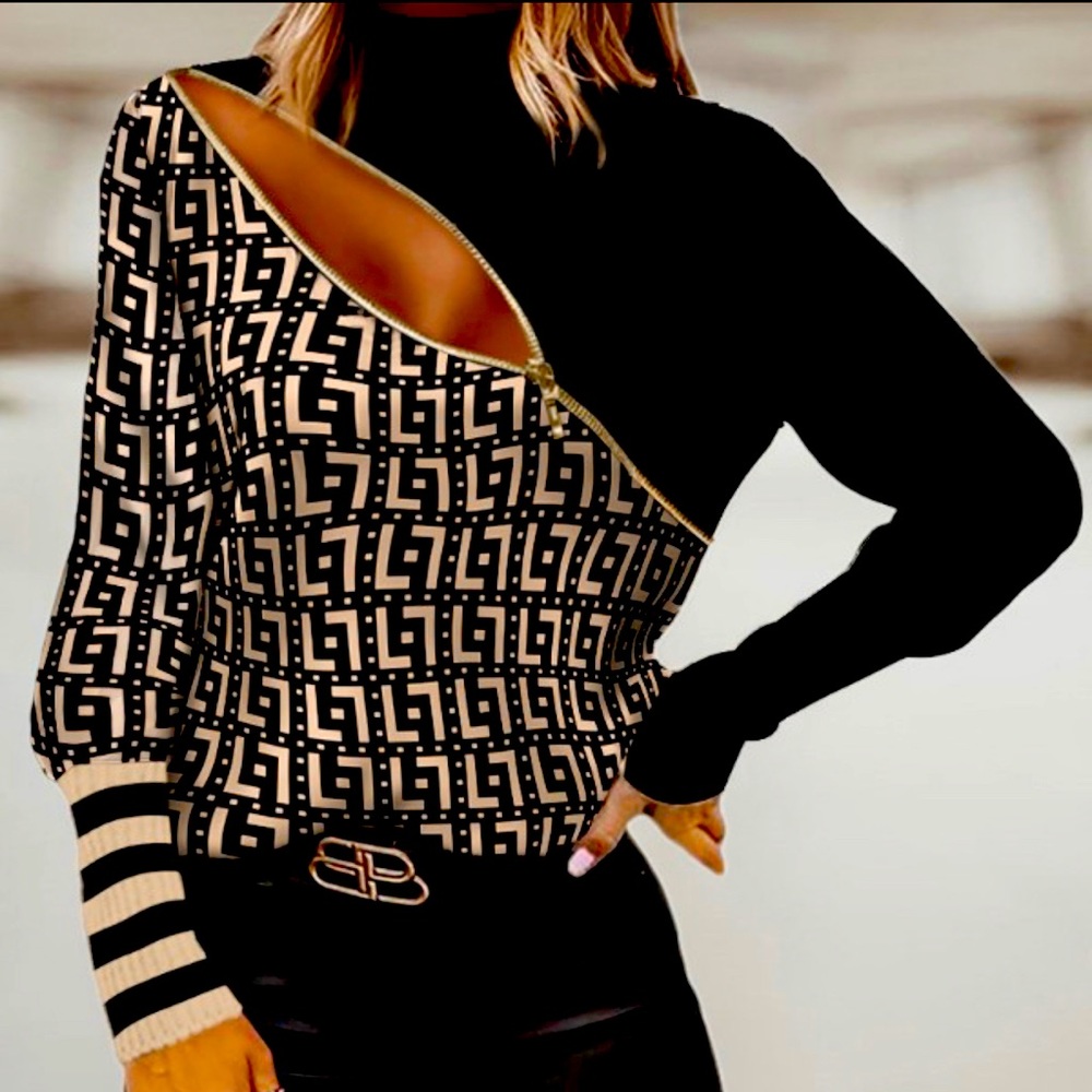 SOLD!!!!!!!Geo Print Zip top Long Sleeve